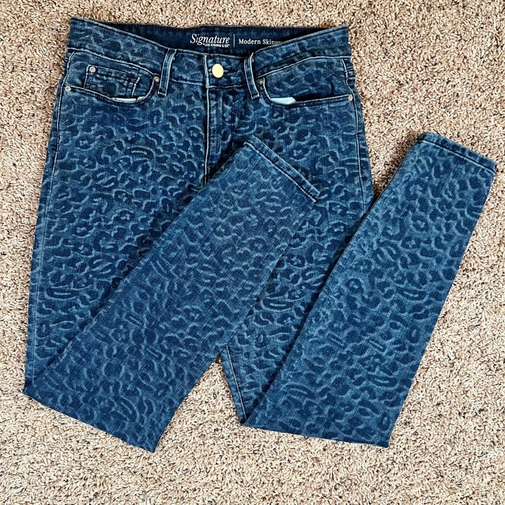 Leopard print skinny jeans by Levi’s